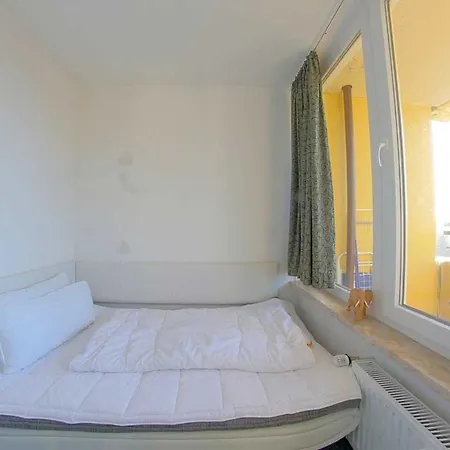 Apartment 422 *