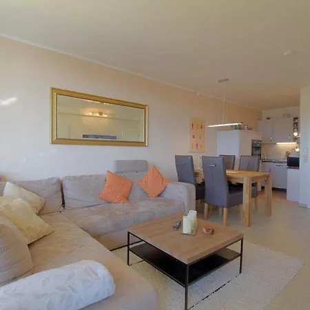 422 Apartment *
